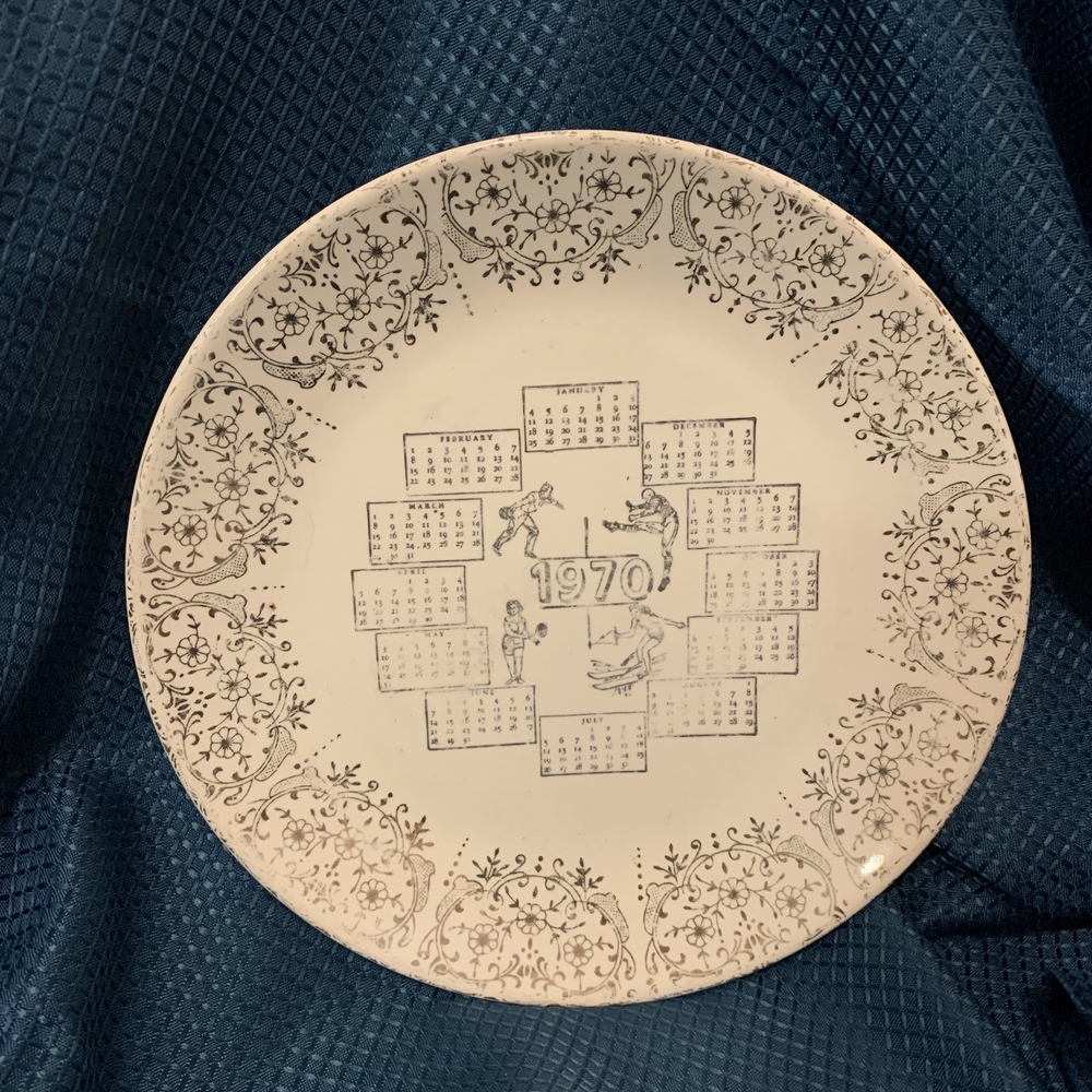 Vintage 1970 Calendar Plate